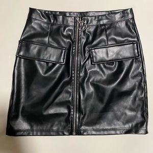 Zip Up PU Leather Mini Skirt